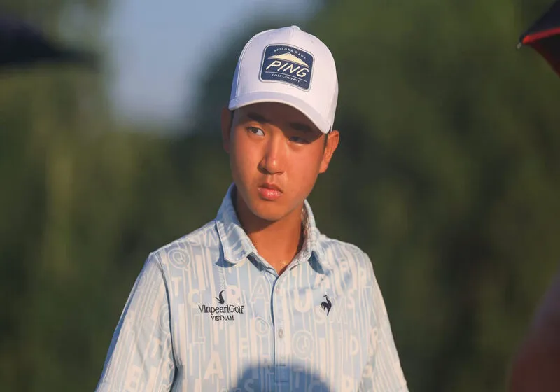 Golfer Nguyễn Anh Minh đứng đầu cả hai lượt vòng loại