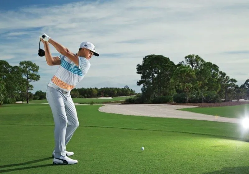 Ghi 8 gậy trên một hố golf – thường chỉ yêu cầu 3, 4 hoặc 5 gậy – khiến tổng điểm bị đội lên rất nhiều