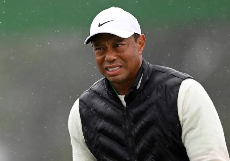 Những chấn thương dai dẳng từng cản bước Tiger Woods
