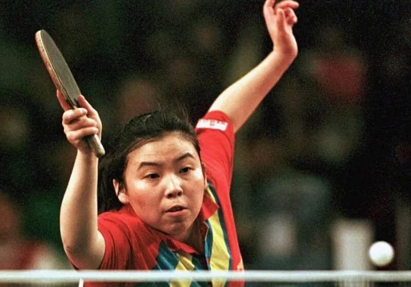 Deng Yaping là huyền thoại bất bại của bóng bàn nữ